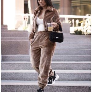 Fashion Nova - Yazzy Bear Faux Fur Set - Brown